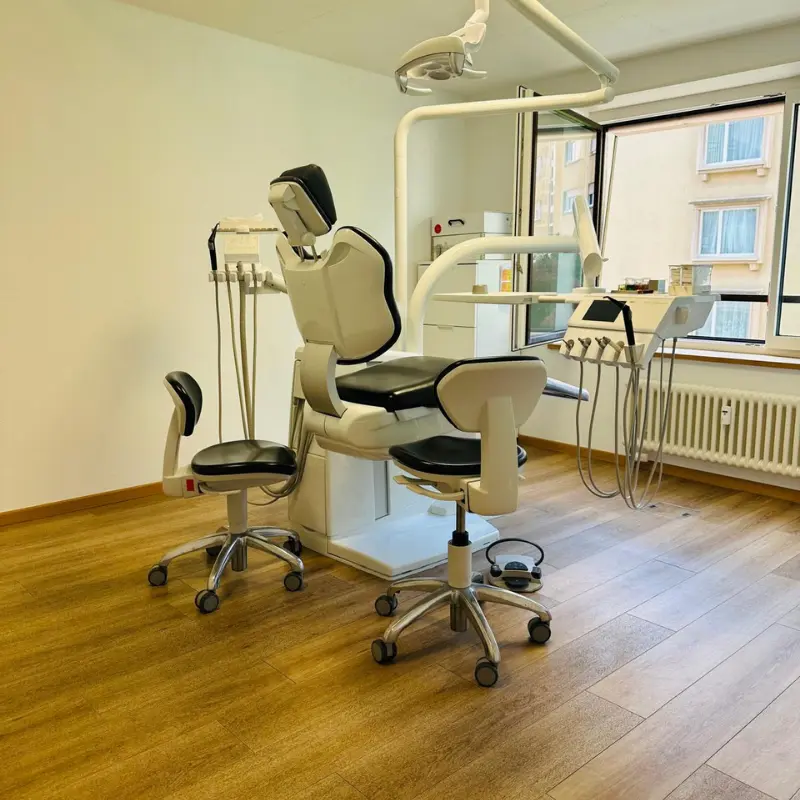 Zahnarztpraxis Oerlikon - Behandlungsraum